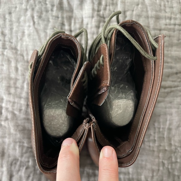 NWOT “leather” brown ankle booties lace up tie zippered size 9 heeled heels - Picture 7 of 7